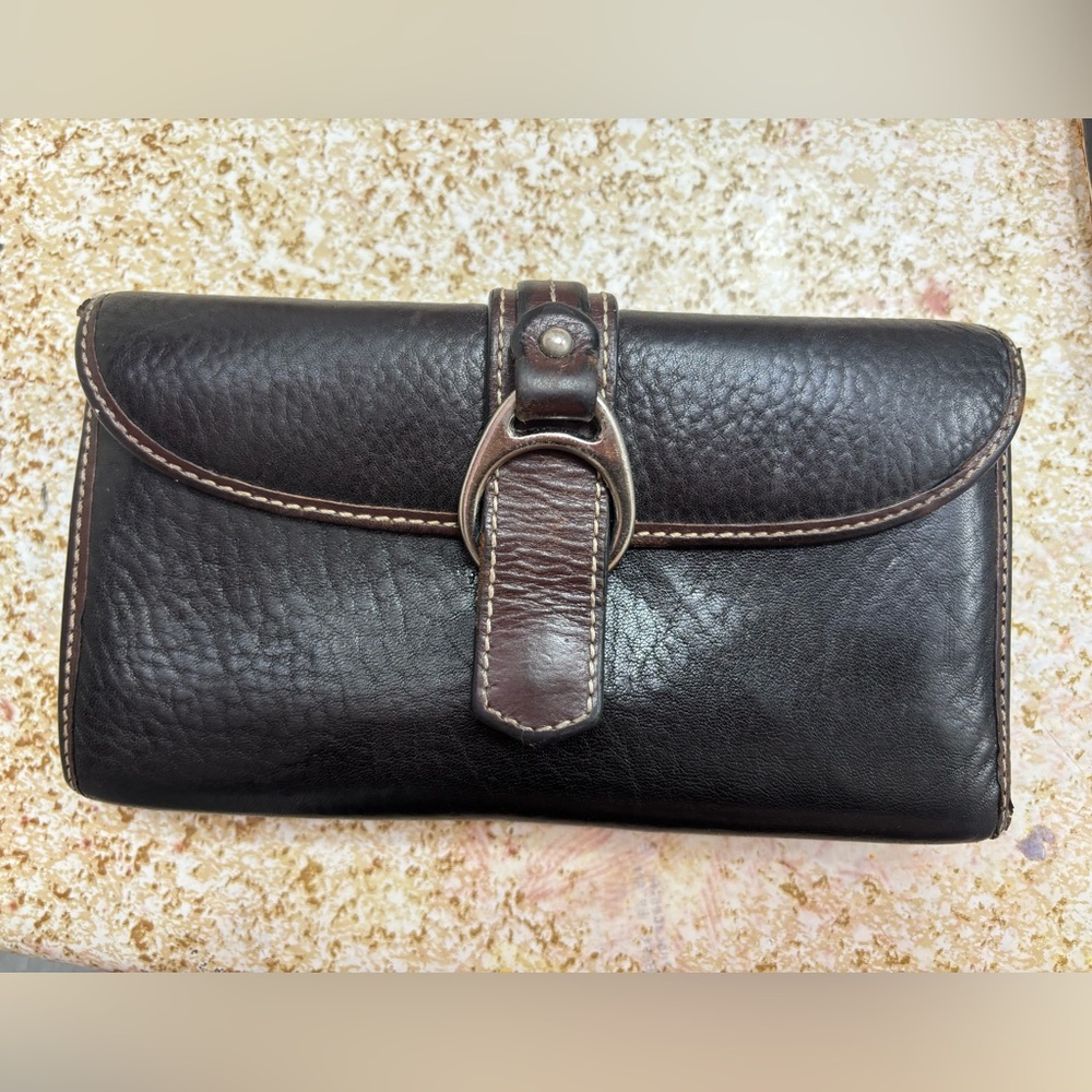 Dooney & bourke black wallet .